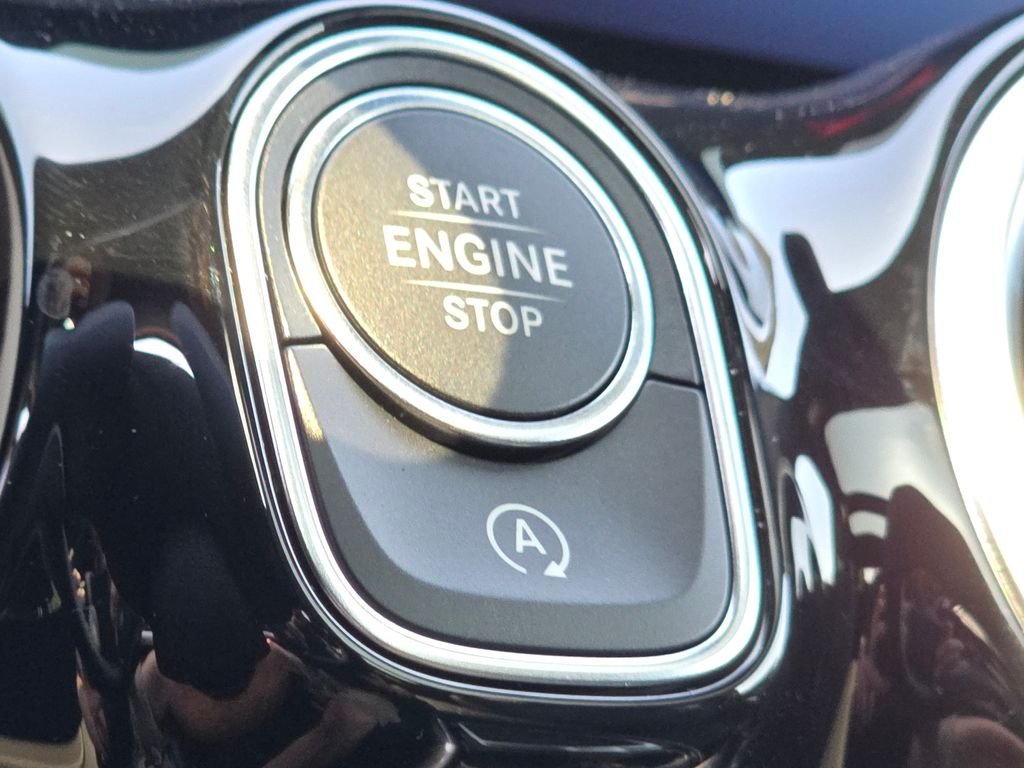 New 2026 Cirrus Silver Metallic Mercedes-Benz GLA 250 image 37
