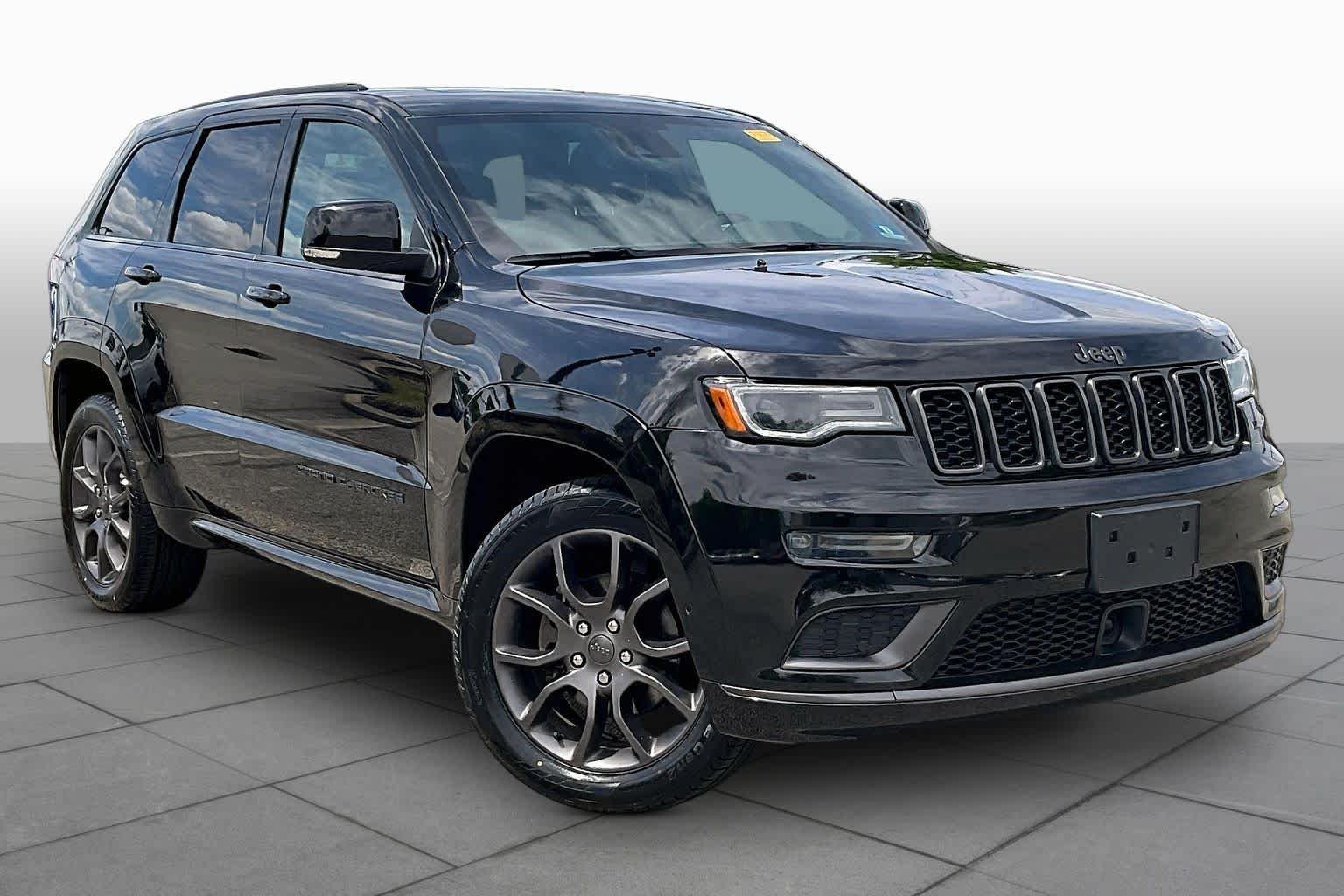 Used 2020 Diamond Black Crystal Pearlcoat Jeep High Altitude image 3