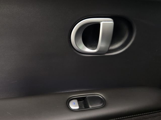 2024 Hyundai IONIQ 5 Limited - Photo 15