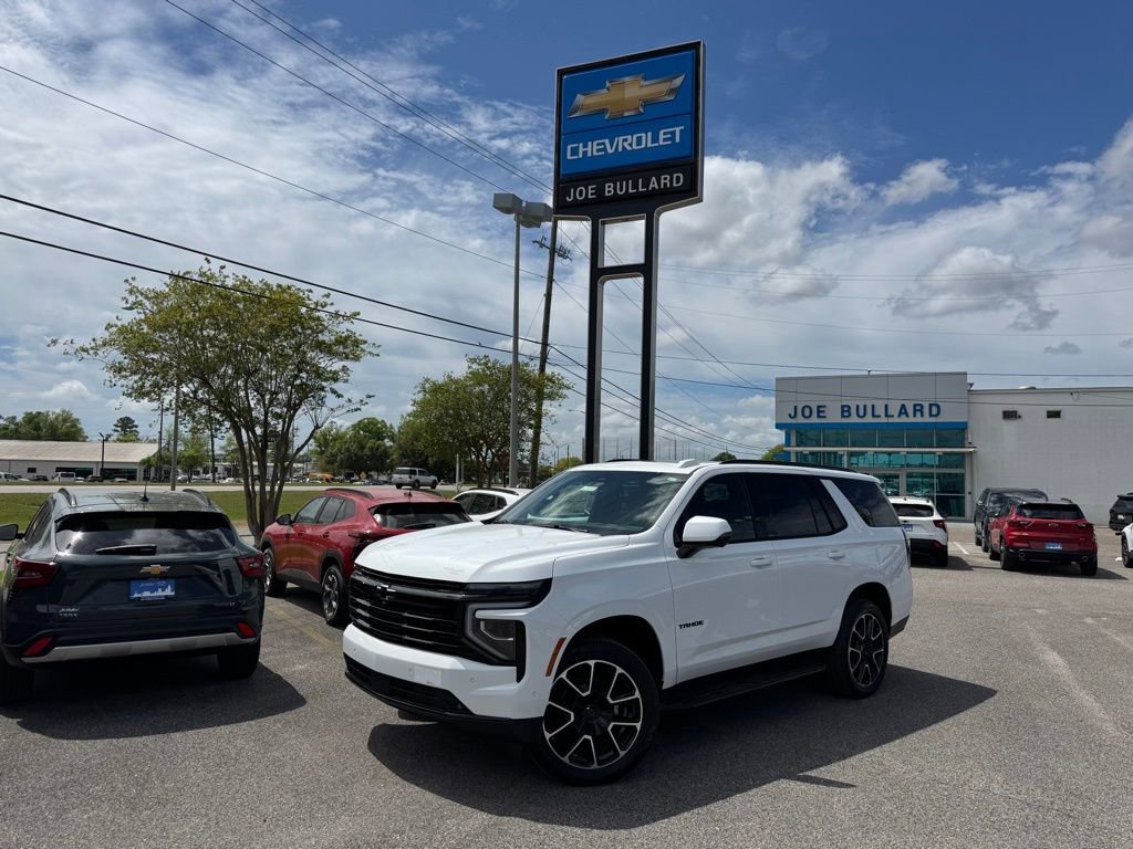 New 2026 Summit White Chevrolet RST image 1