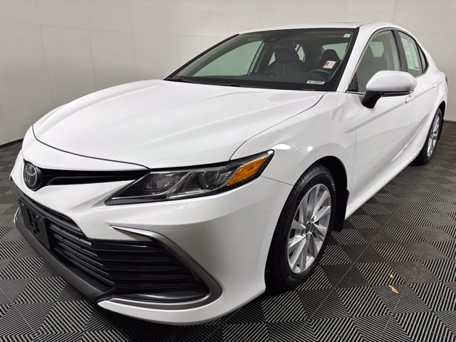 Used 2021 White Toyota LE image 8