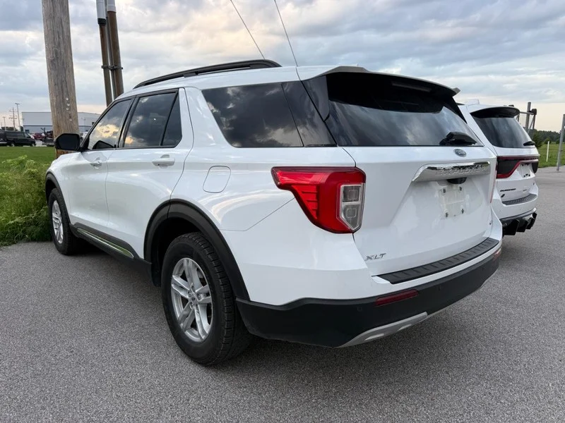 Used 2020 Oxford White Ford XLT 4WD image 3
