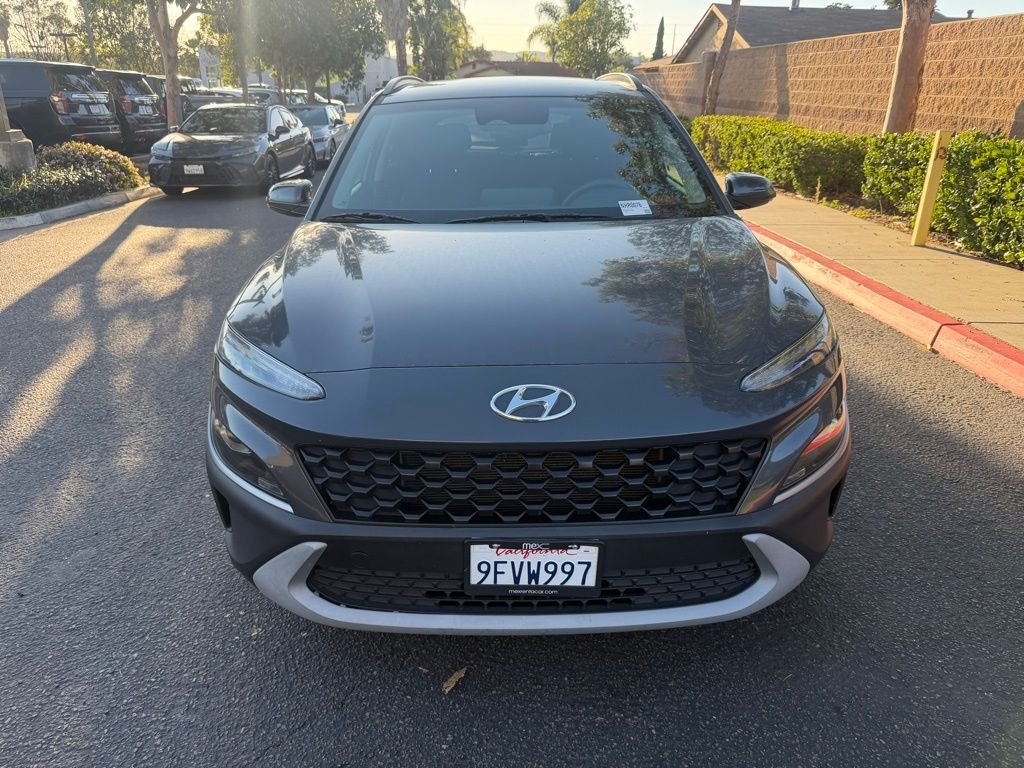 Used 2023 Gray Hyundai SEL image 3