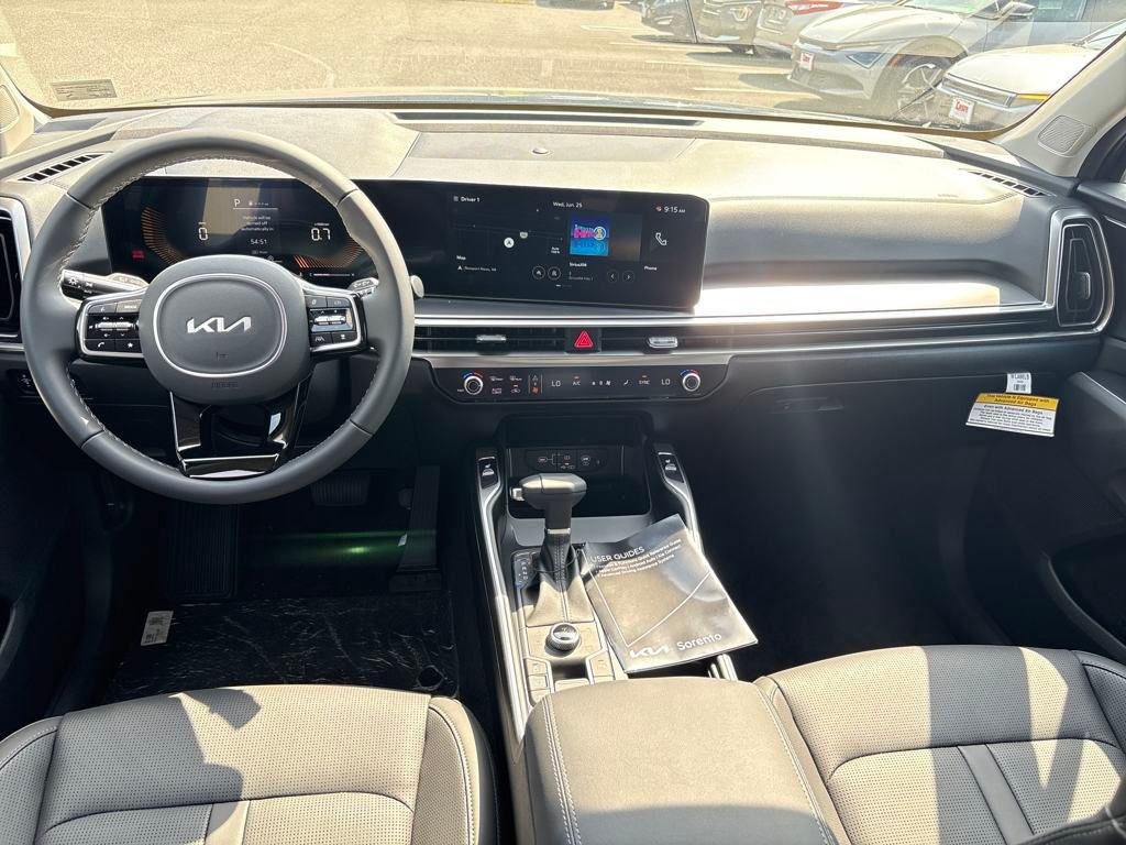 2025 Kia Sorento S - Photo 28