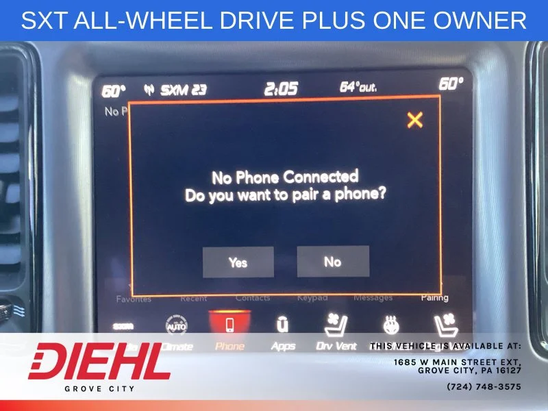 Used 2021 White Dodge SXT image 36