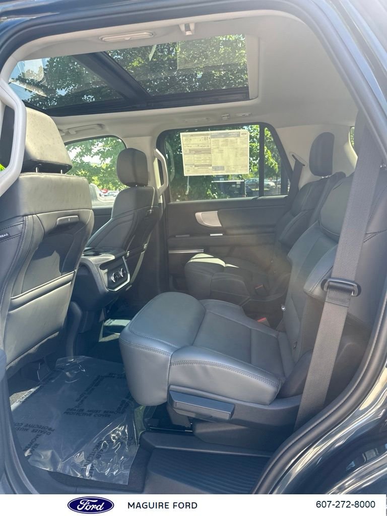 New 2026 Blue Metallic Ford Active image 9