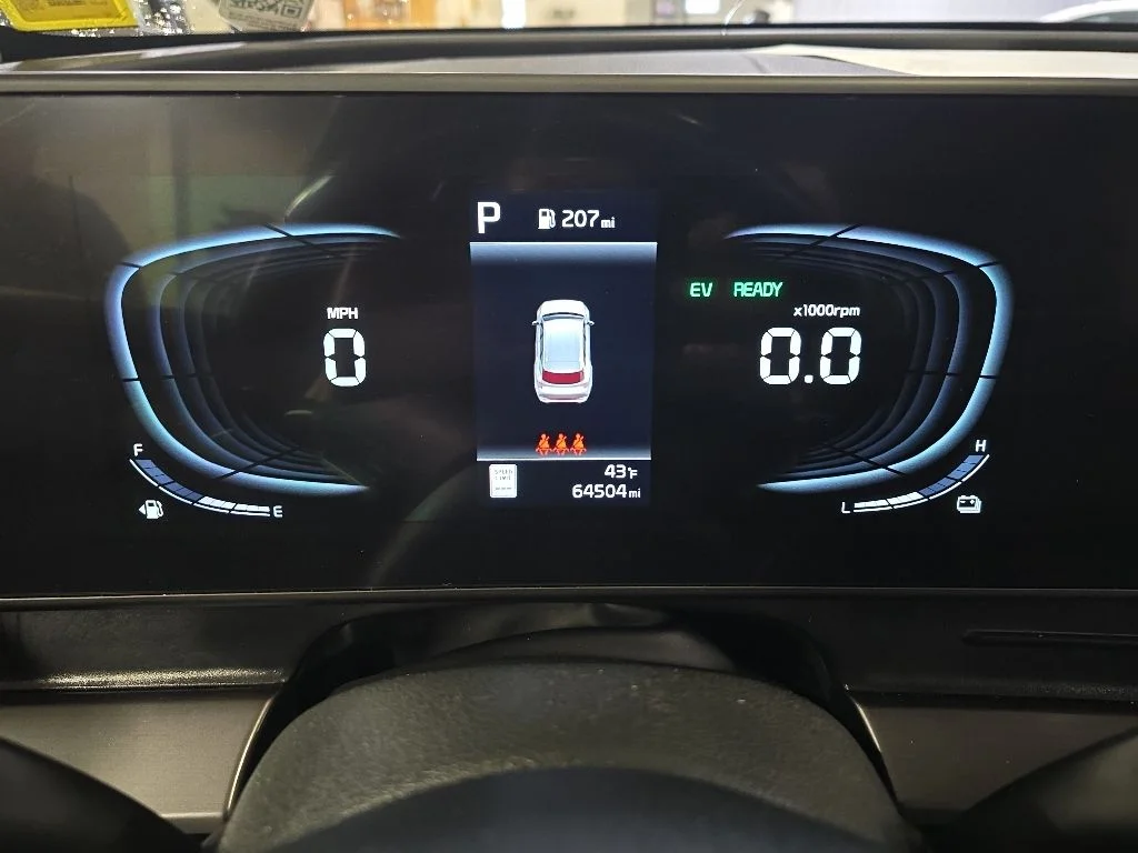 Used 2023 Gray Kia EX image 21