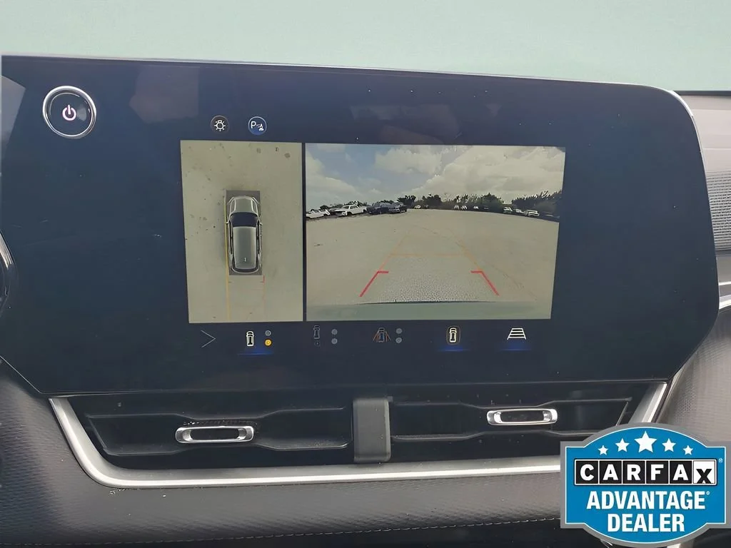 Used 2025 Cacti Green Chevrolet LT image 24