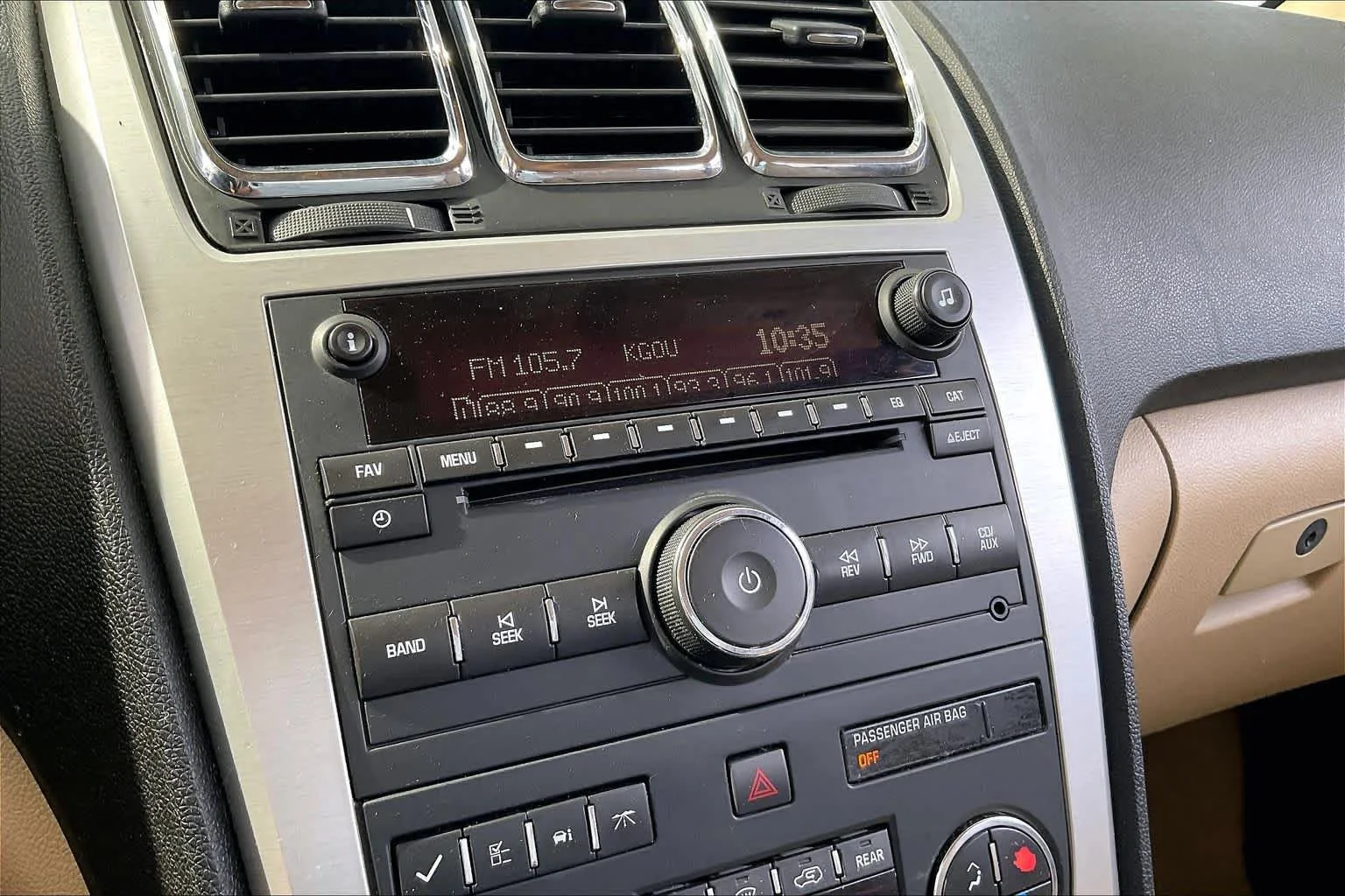 Used 2011 Summit White GMC SLT1 image 29