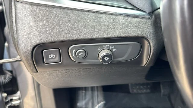 Used 2019 Gray Buick Essence image 21