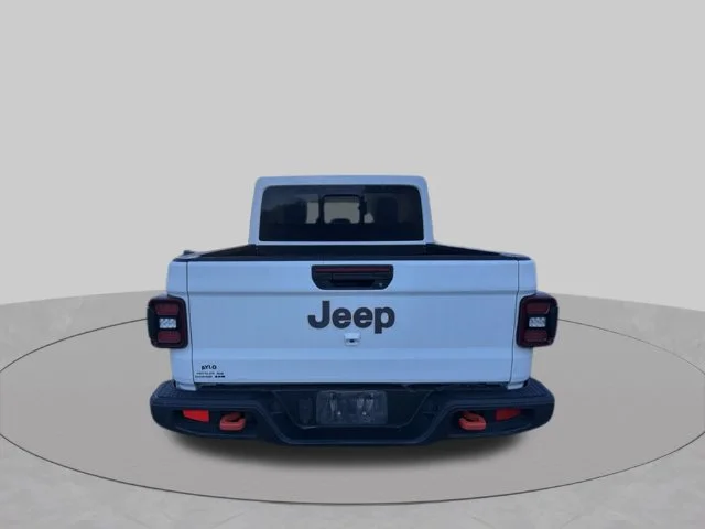 Used 2021 White Jeep Mojave image 11