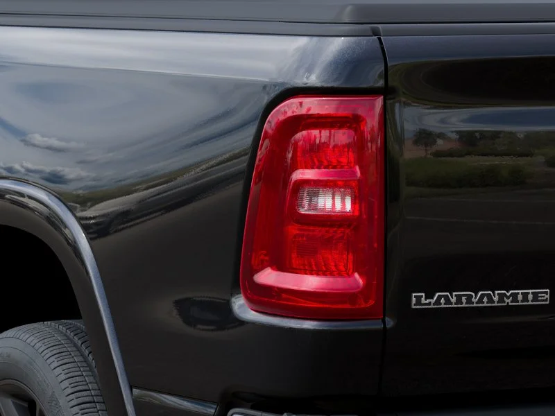 New 2026 Diamond Black Crystal Pearl-Coat Exterior Paint RAM Laramie image 36