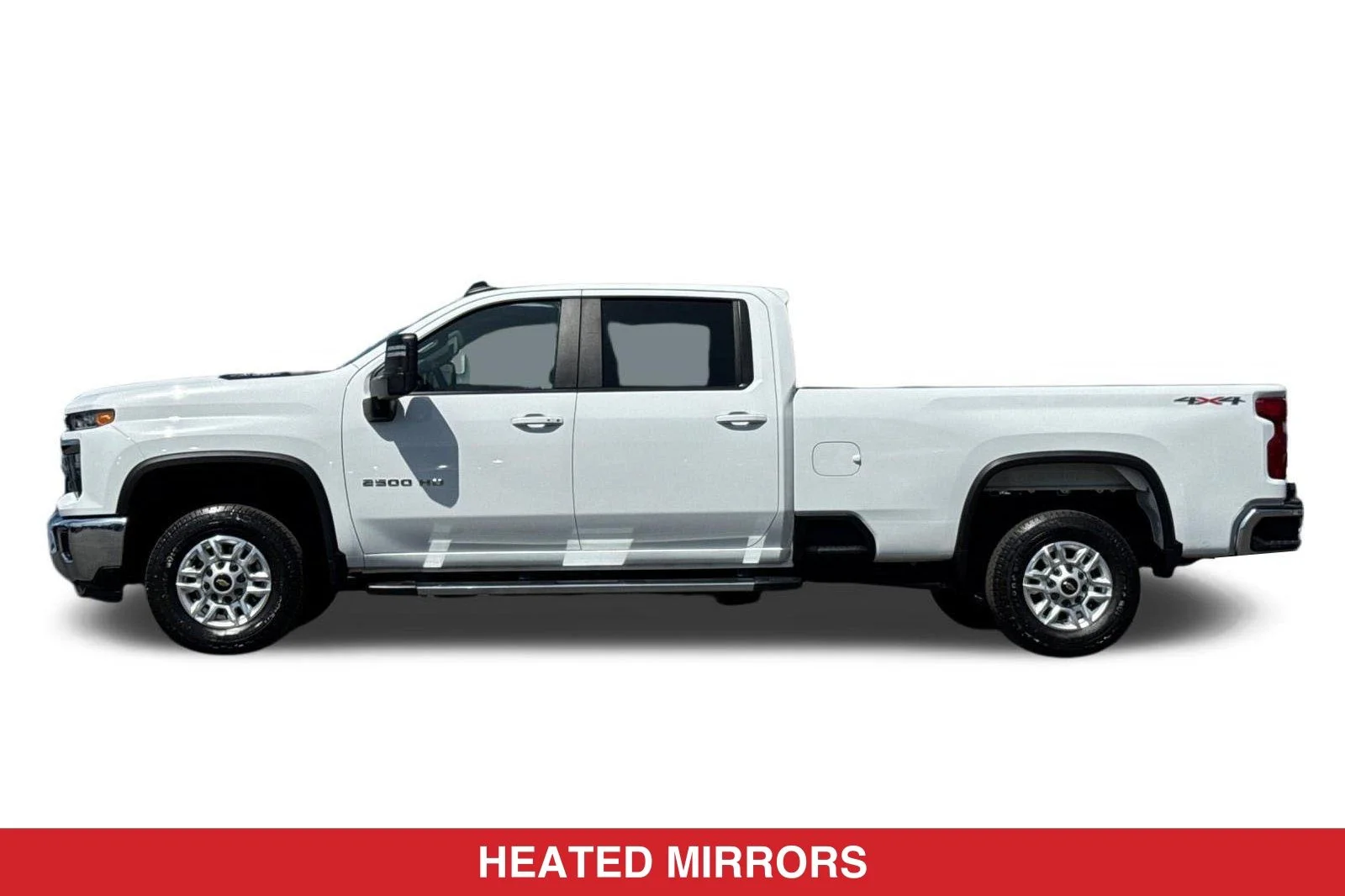 Used 2025 White Chevrolet LT image 9