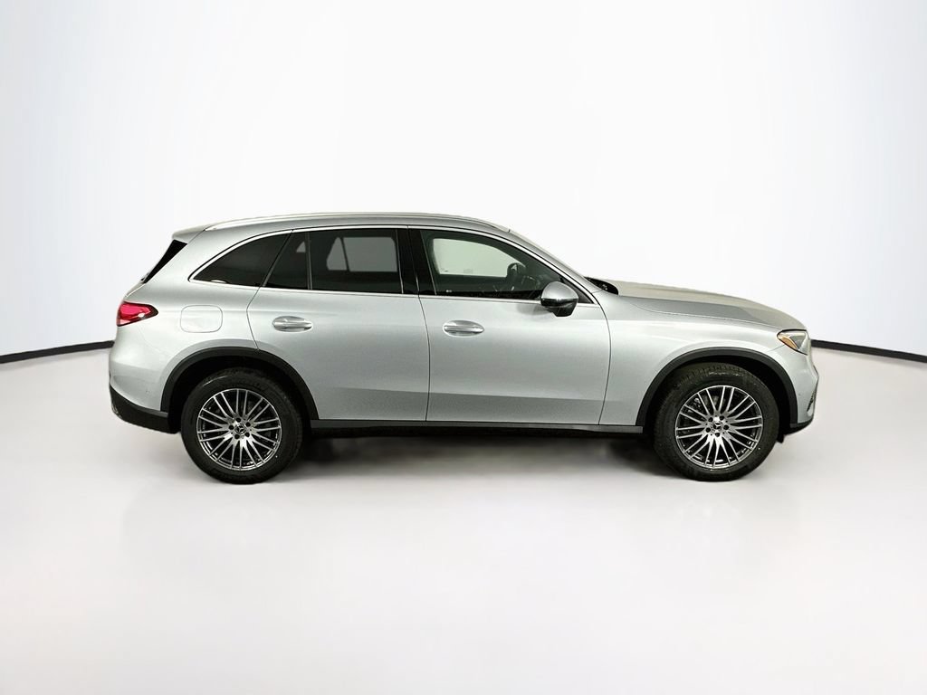 New 2027 Cirrus Silver Metallic Mercedes-Benz GLC 300 image 39