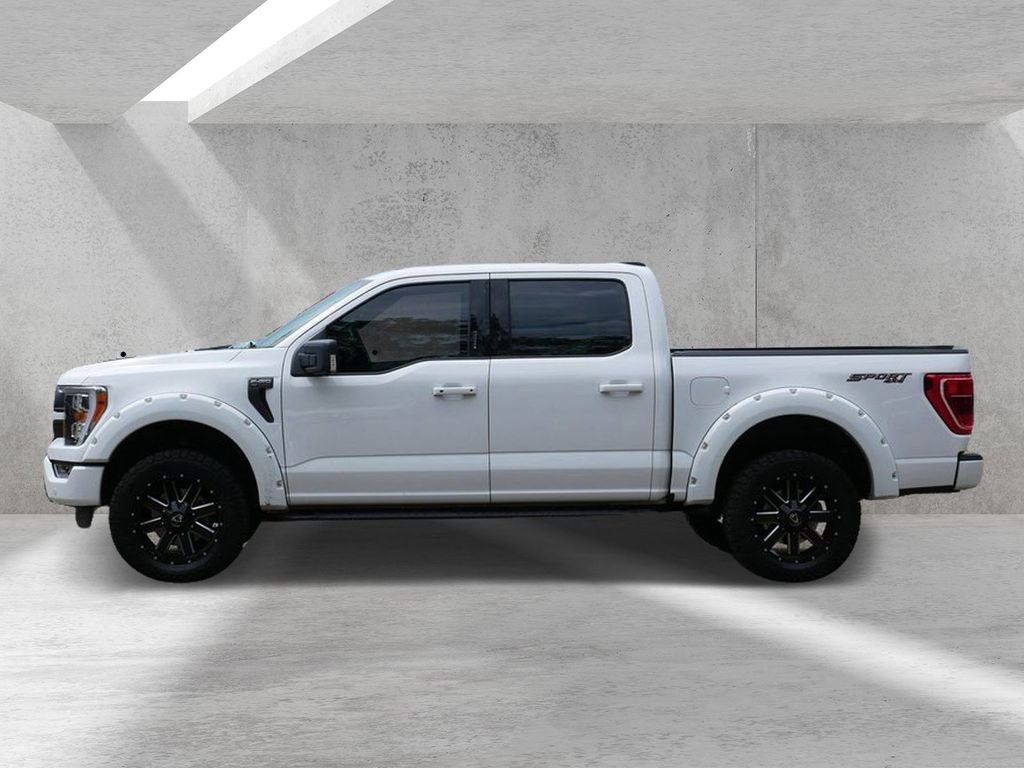 Used 2022 White Ford XLT image 5