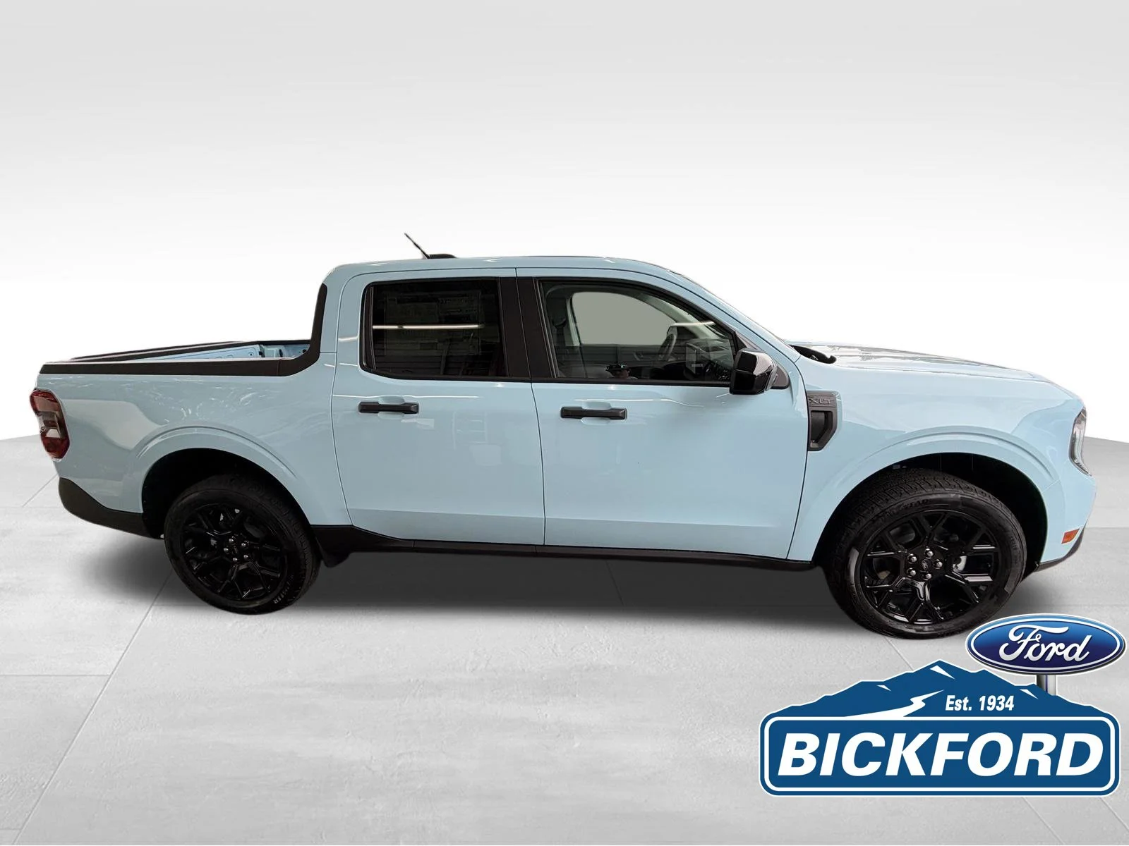 New 2026 Blue Ford XLT image 4