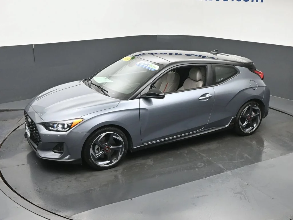 Used 2019 Silver Hyundai Turbo Ultimate image 21