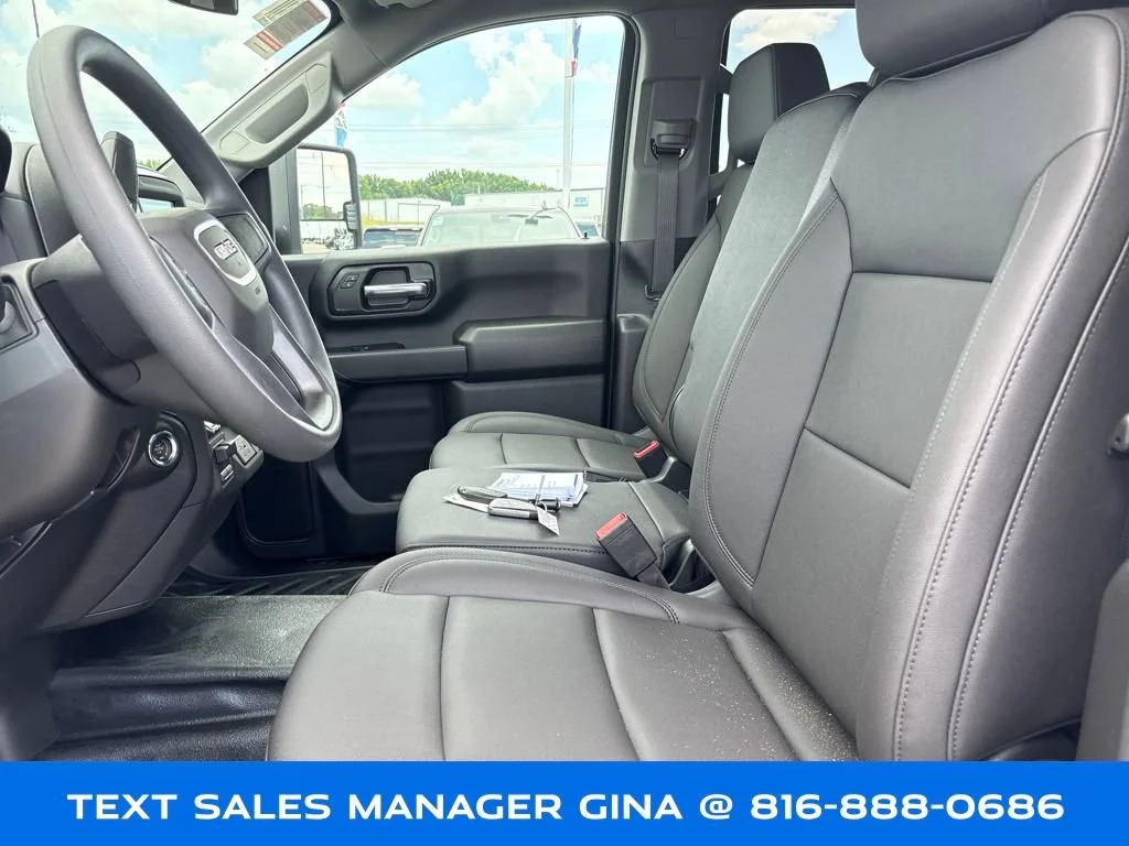 2025 GMC Sierra 2500HD Pro - Photo 16