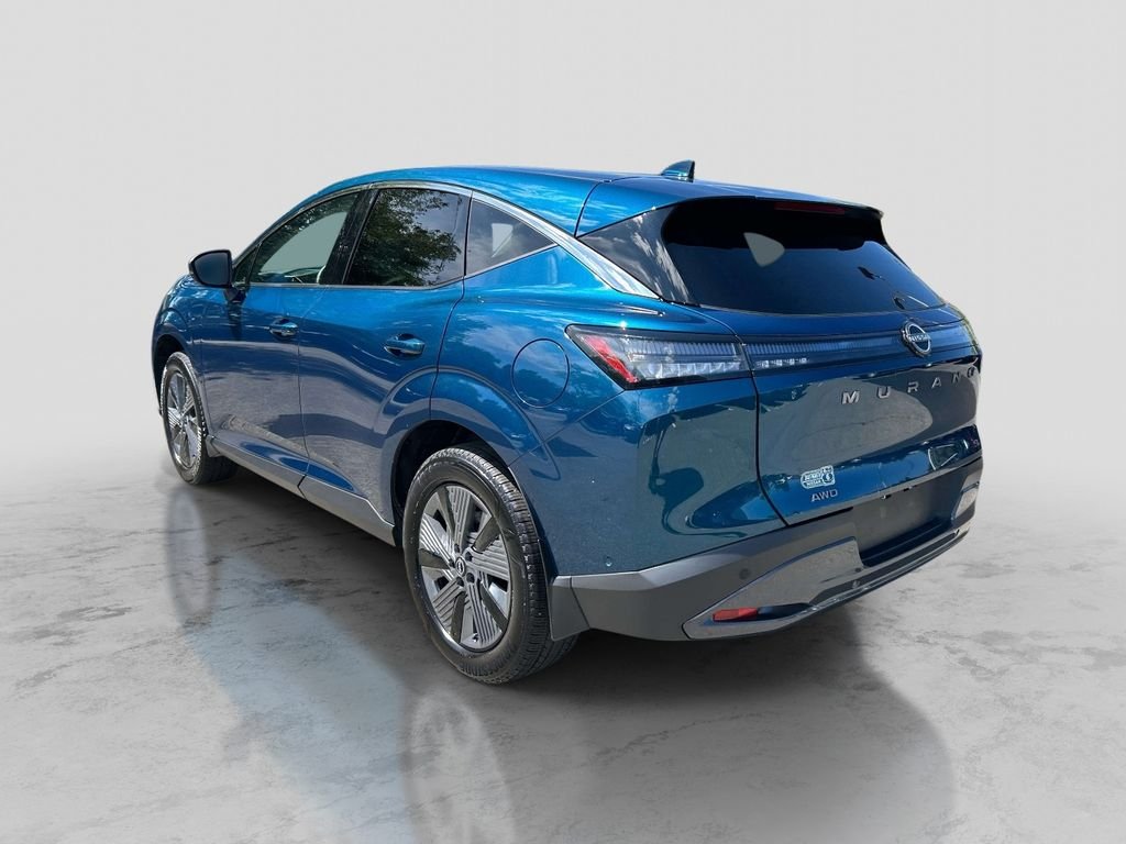 Used 2025 Blue Nissan SL image 3