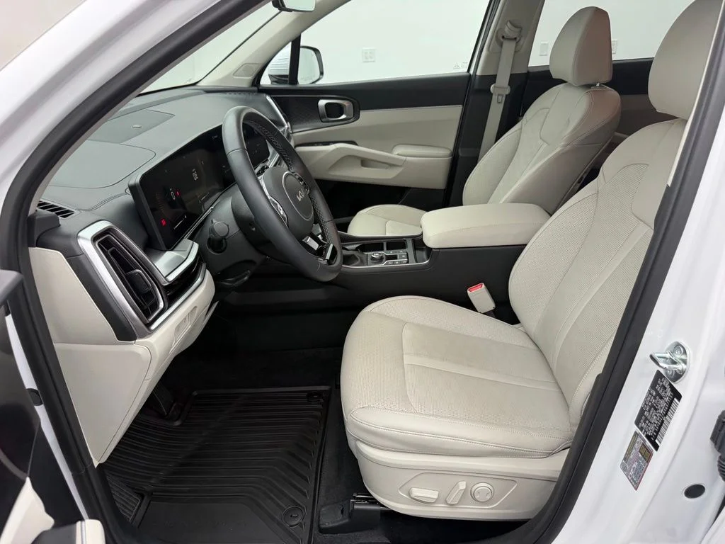 Used 2025 White Kia EX image 24