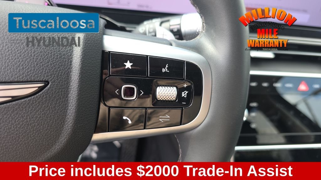 Used 2025 White Genesis 2.5T image 18