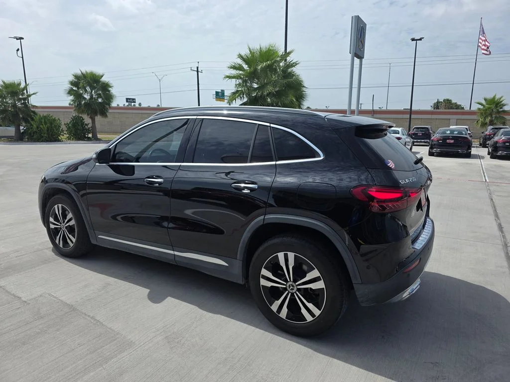 Used 2024 Black Mercedes-Benz GLA 250 image 5