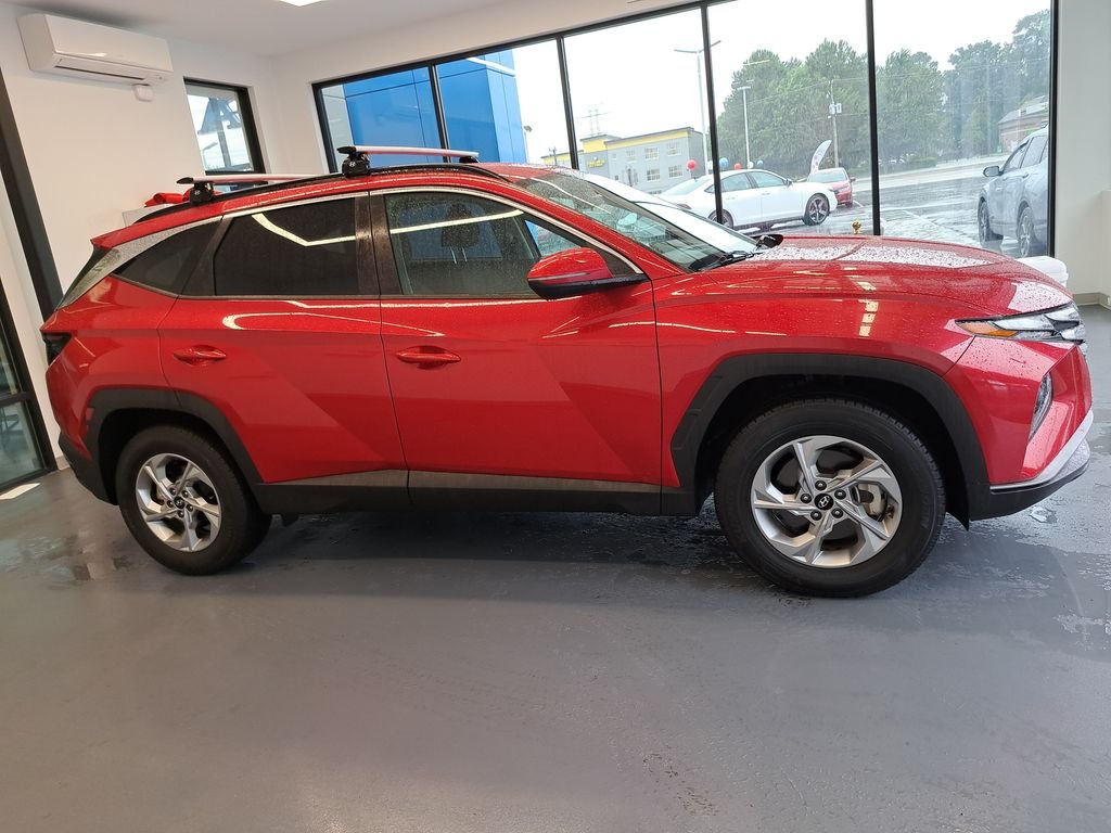 Used 2023 Red Hyundai SEL image 7