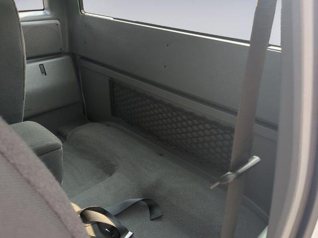 Used 2009 White Ford  image 17