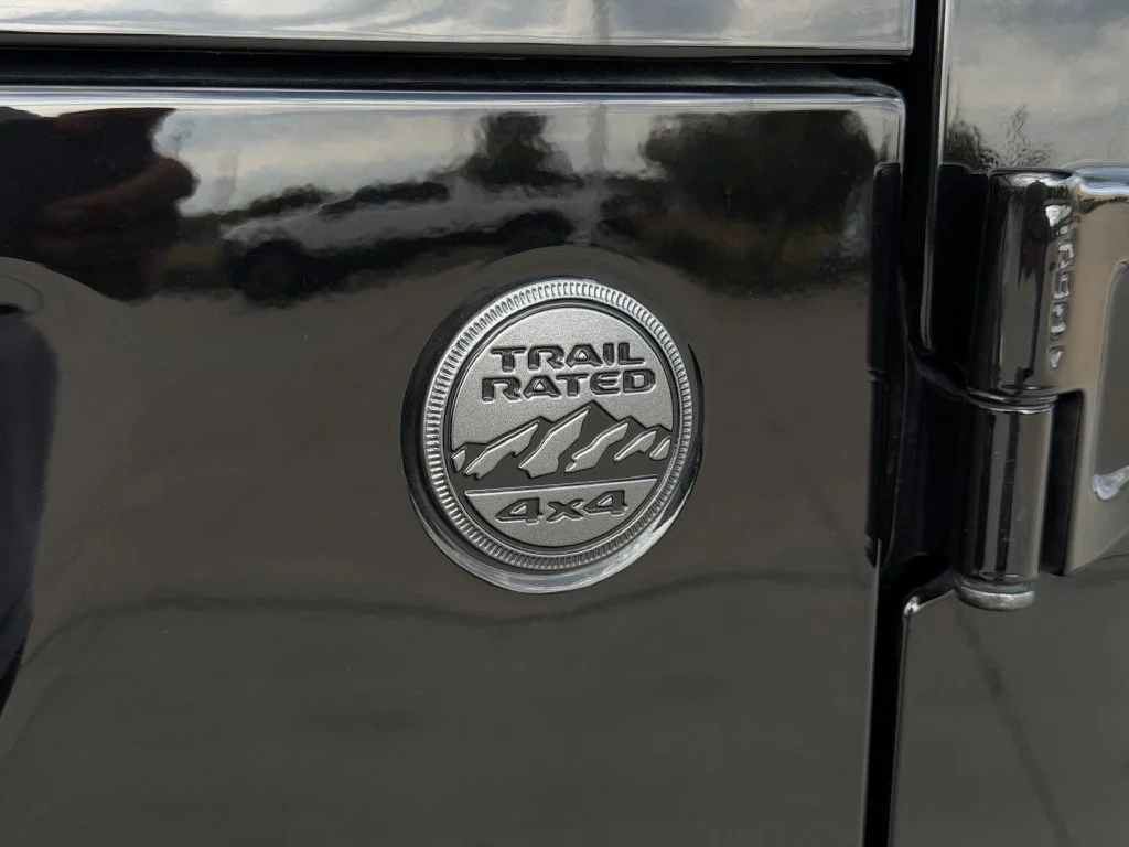 Used 2023 Black Jeep Texas Trail image 11