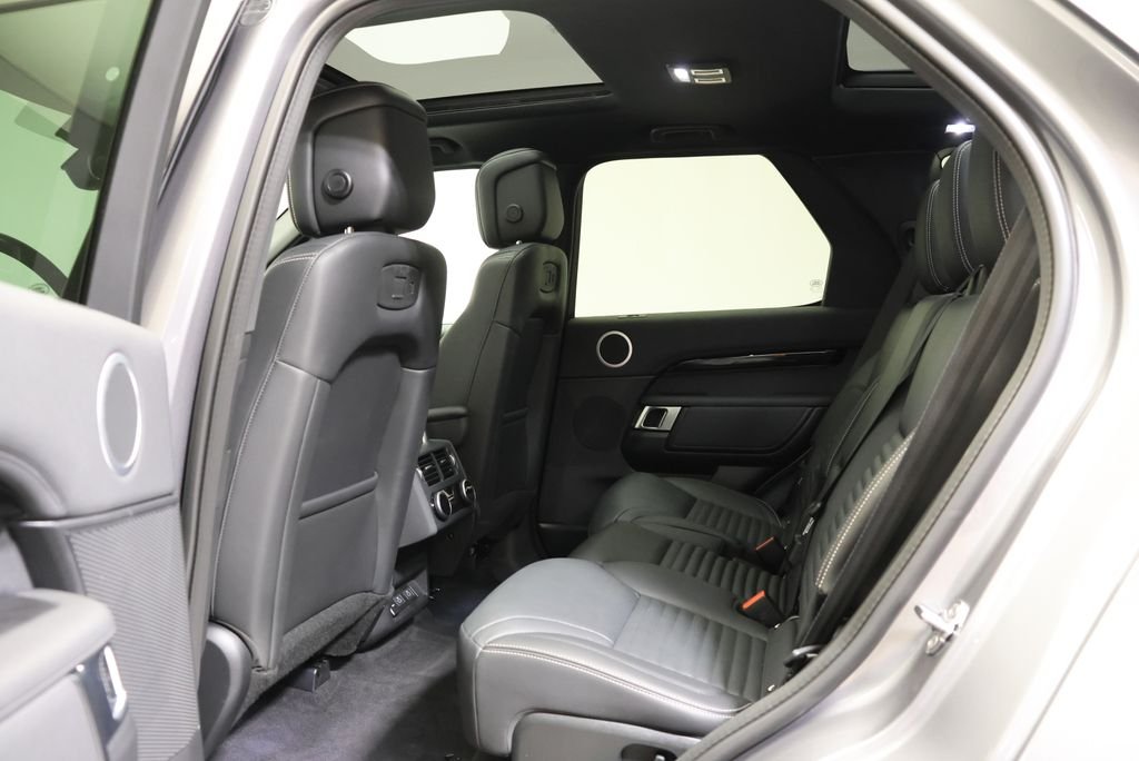 2025 Land Rover Discovery S - Photo 35