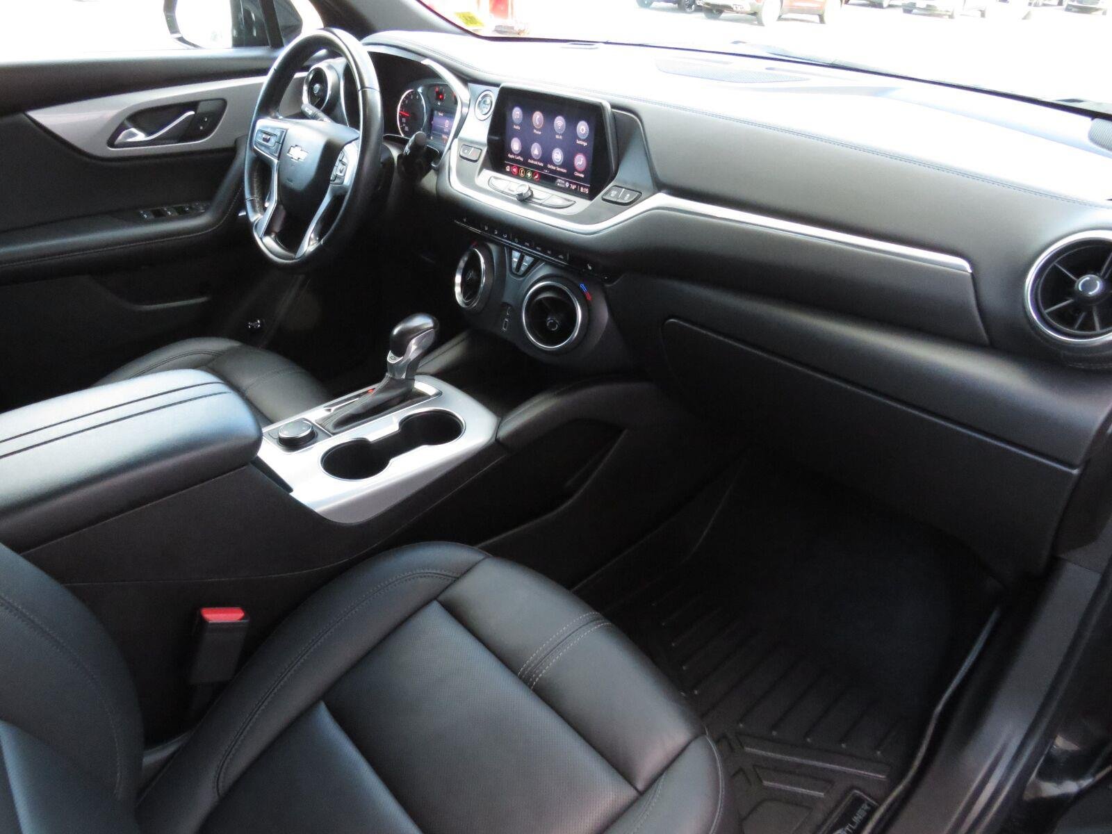 Used 2022 Black Chevrolet LT image 24