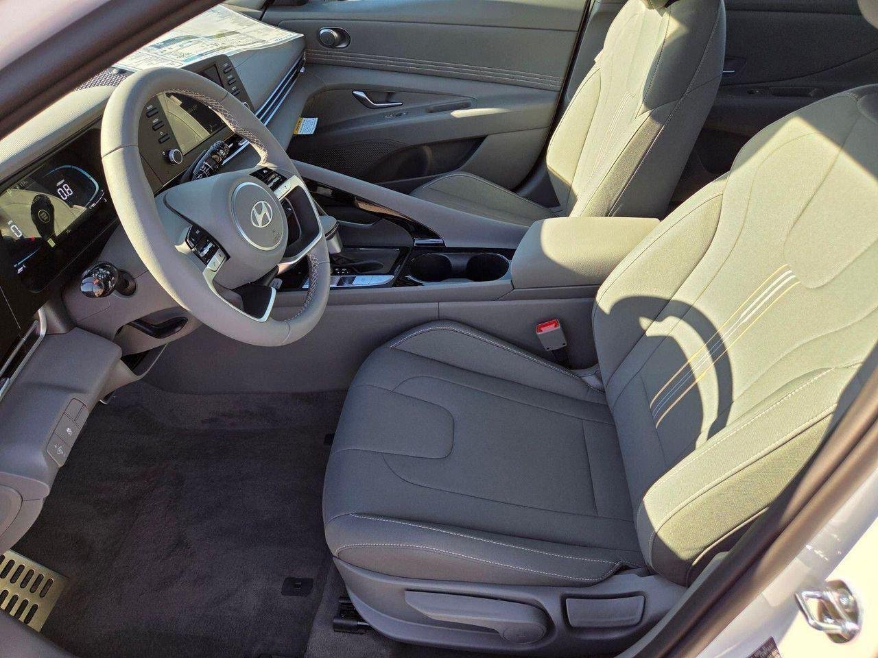 New 2026 White Hyundai SEL Sport image 6