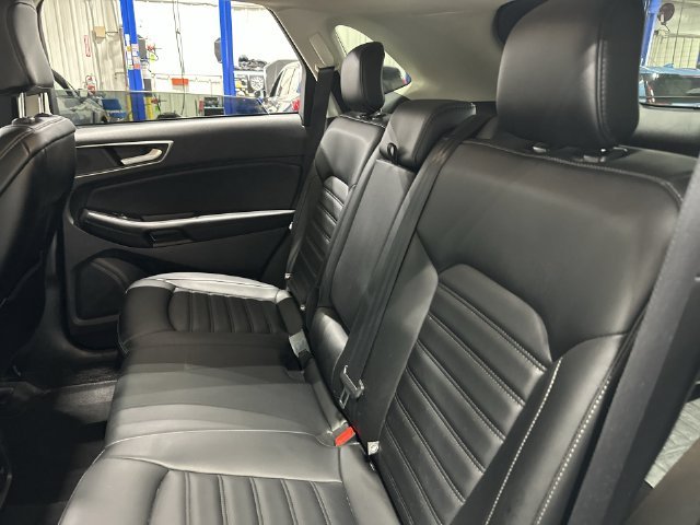 Used 2020 White Ford SEL image 31