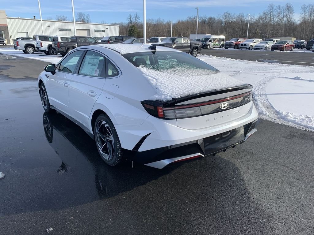 New 2026 White Hyundai SEL Sport image 6