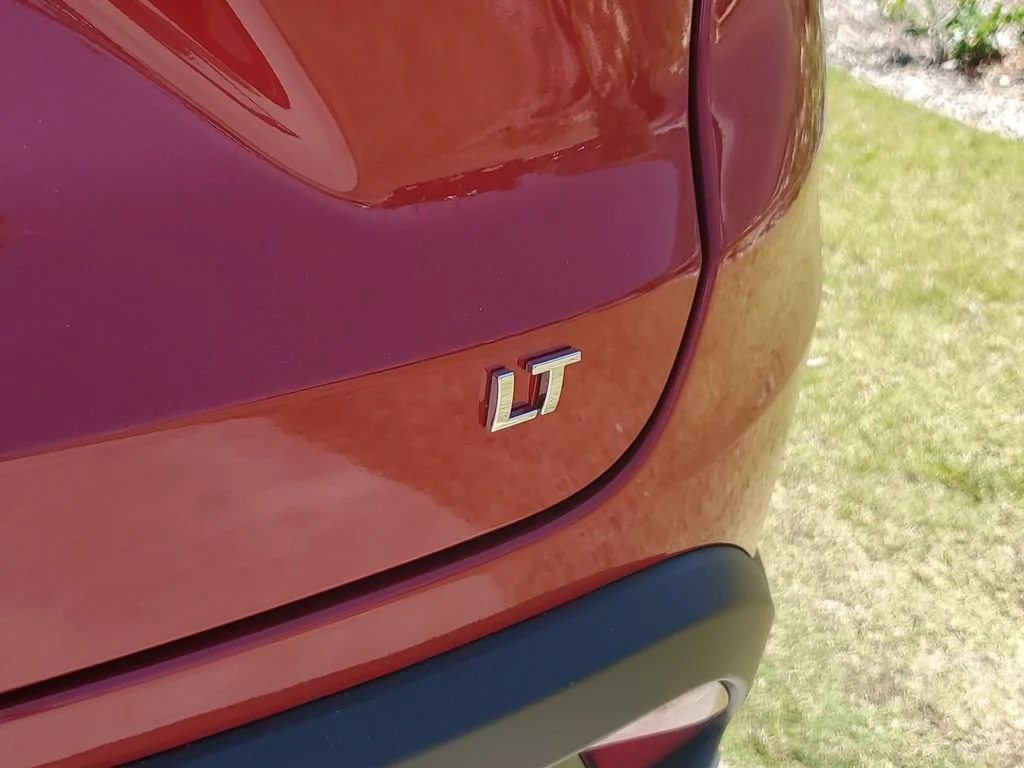 Used 2026 Apex Red Chevrolet LT image 9