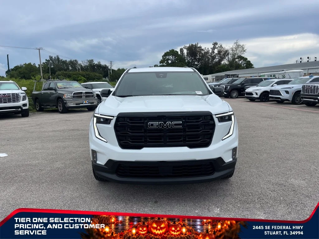 New 2026 Summit White GMC Elevation image 3