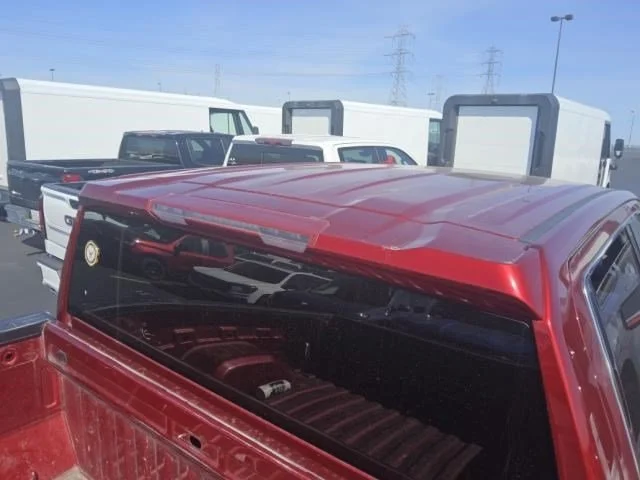 Used 2021 CAYENNE RED TINTCOAT GMC SLT image 17