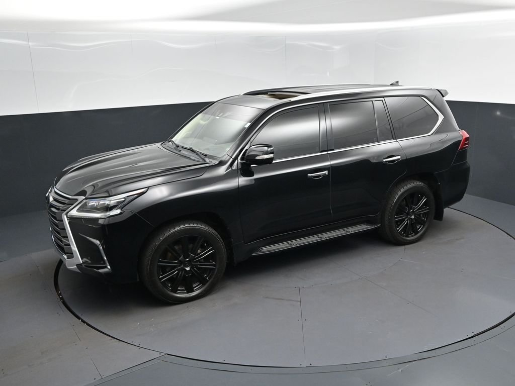 2017 Lexus LX 570 - Photo 33