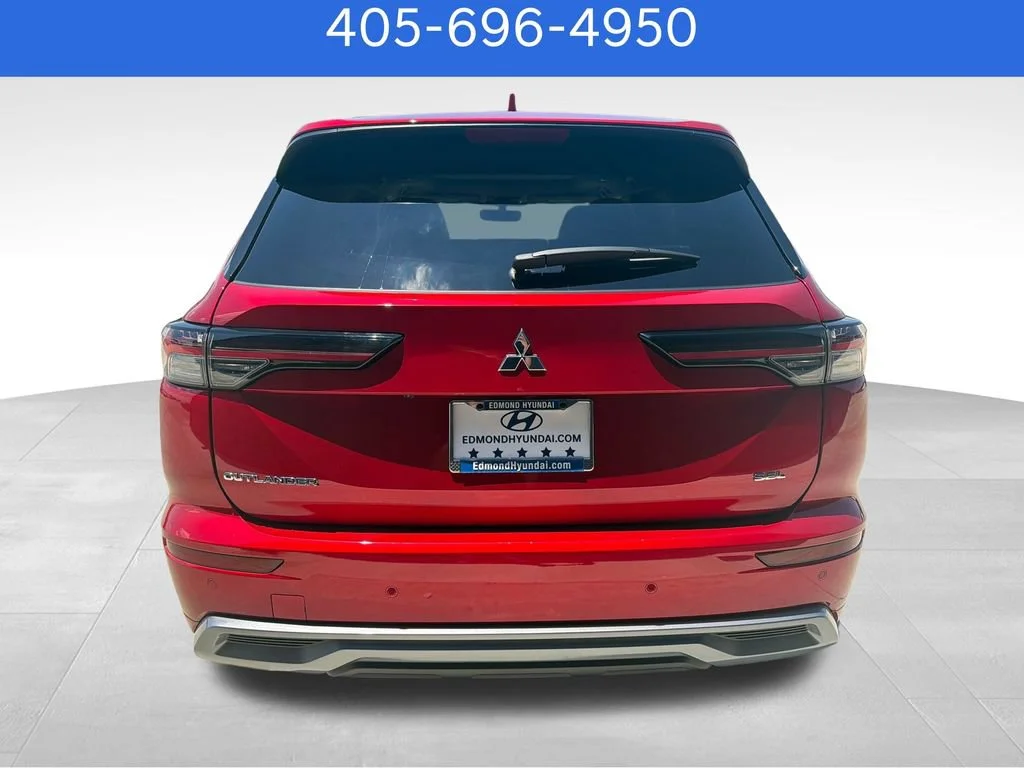 Pre-Owned 2026 Mitsubishi Outlander SEL