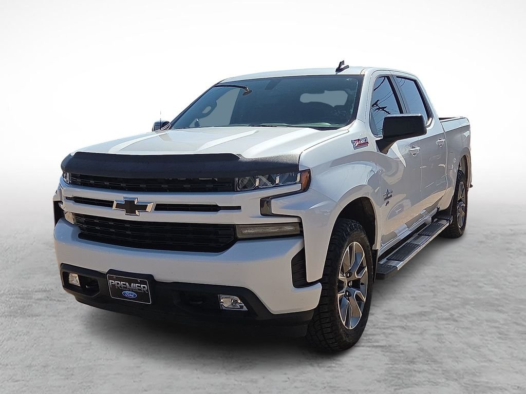 Used 2020 Iridescent Pearl Tricoat Chevrolet RST image 4