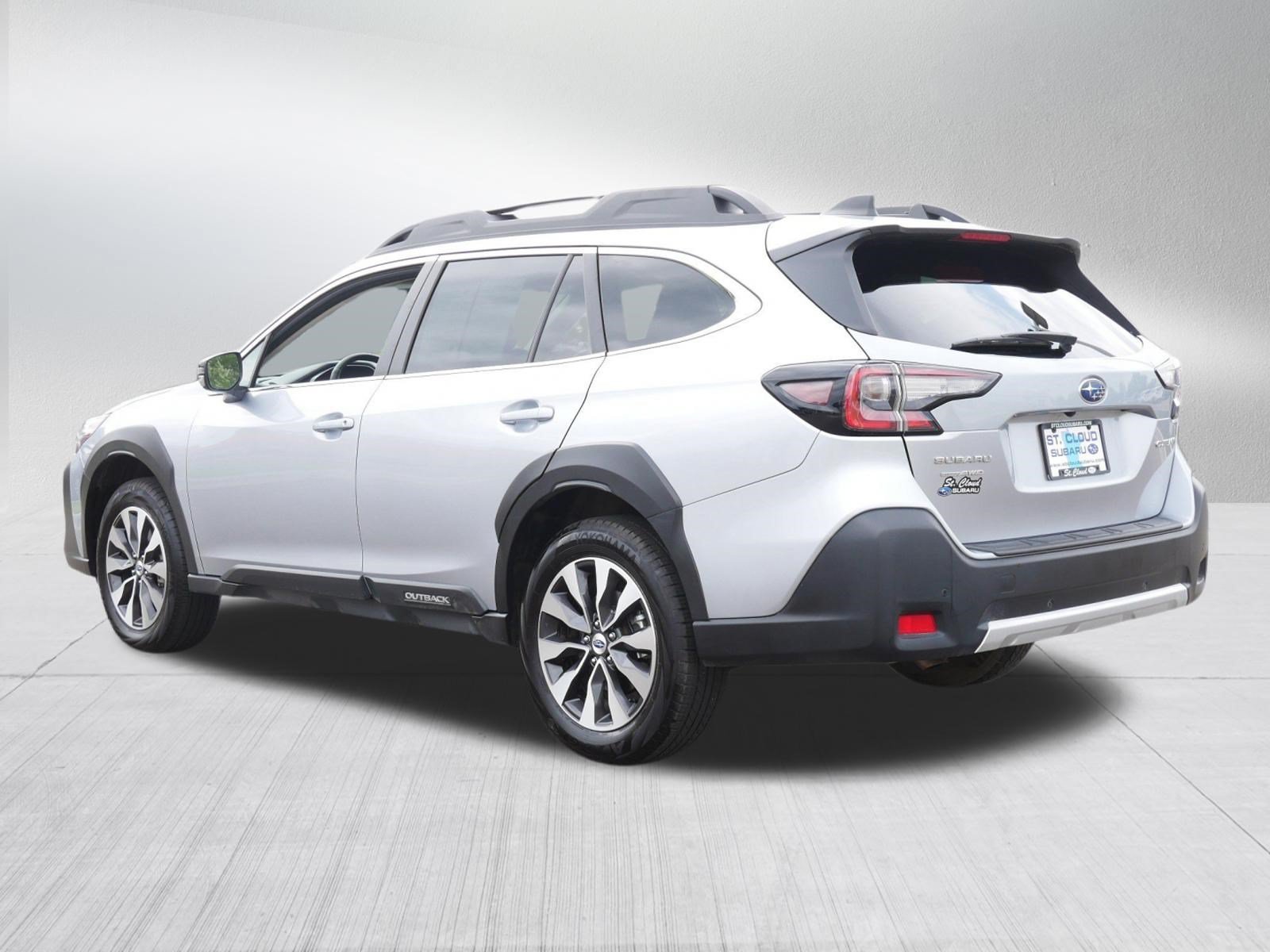 Certified Used 2025 Ice Silver Metallic Subaru Limited image 5