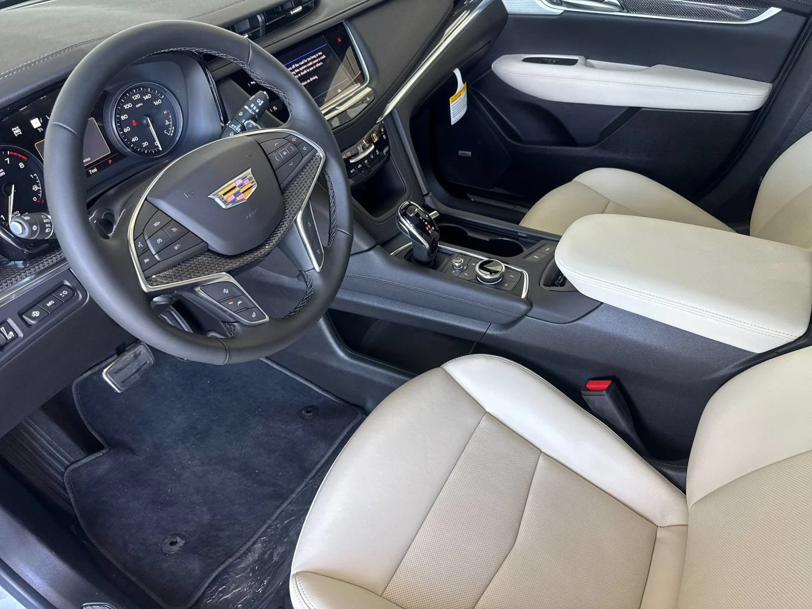 New 2025 Crystal White Tricoat Cadillac Sport image 9
