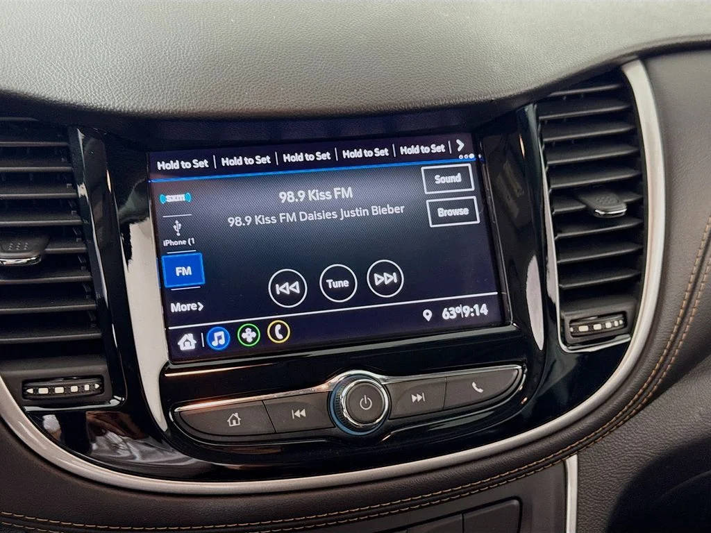 Used 2020  Chevrolet LT image 14