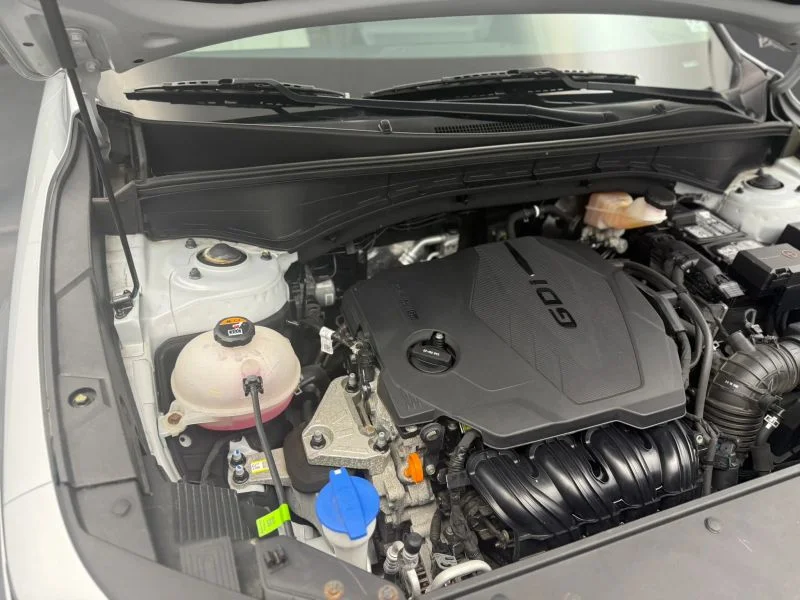 Used 2022  Kia S Sport Utility 4D image 19