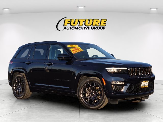 Used 2024 Black Jeep Summit image 1
