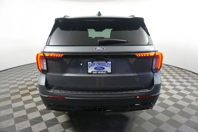 New 2027 Carbonized Gray Metallic Ford ST-Line image 19