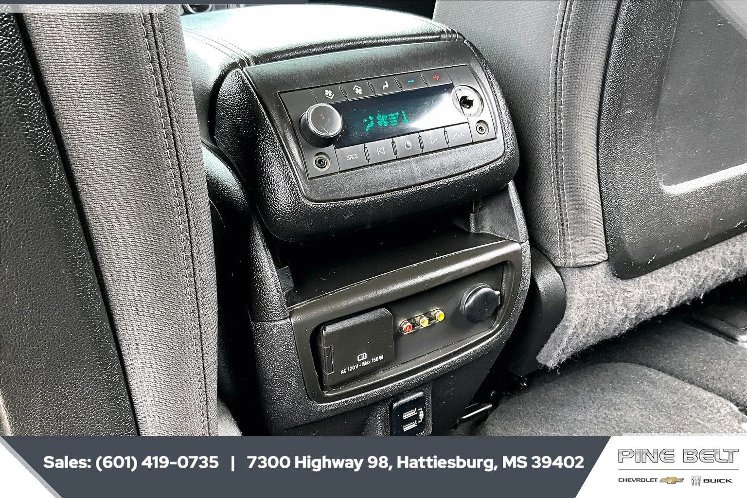 Used 2017 MOSAIC BLACK METALLIC Chevrolet LT image 24