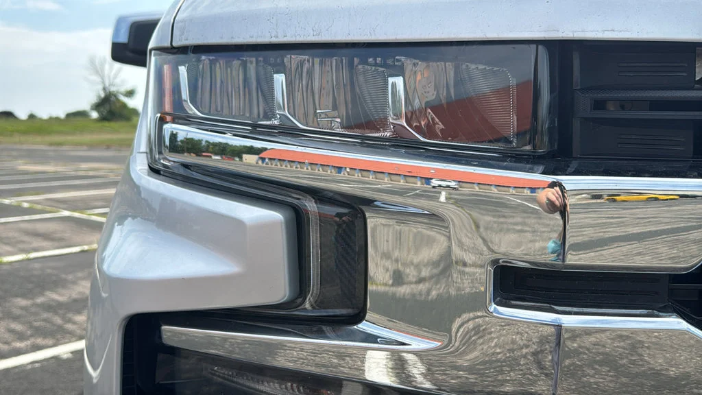 Used 2020 SILVER ICE METALLIC Chevrolet LT image 18