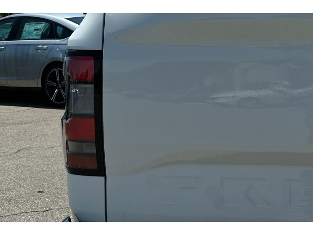 Used 2024 Glacier White Nissan S image 47