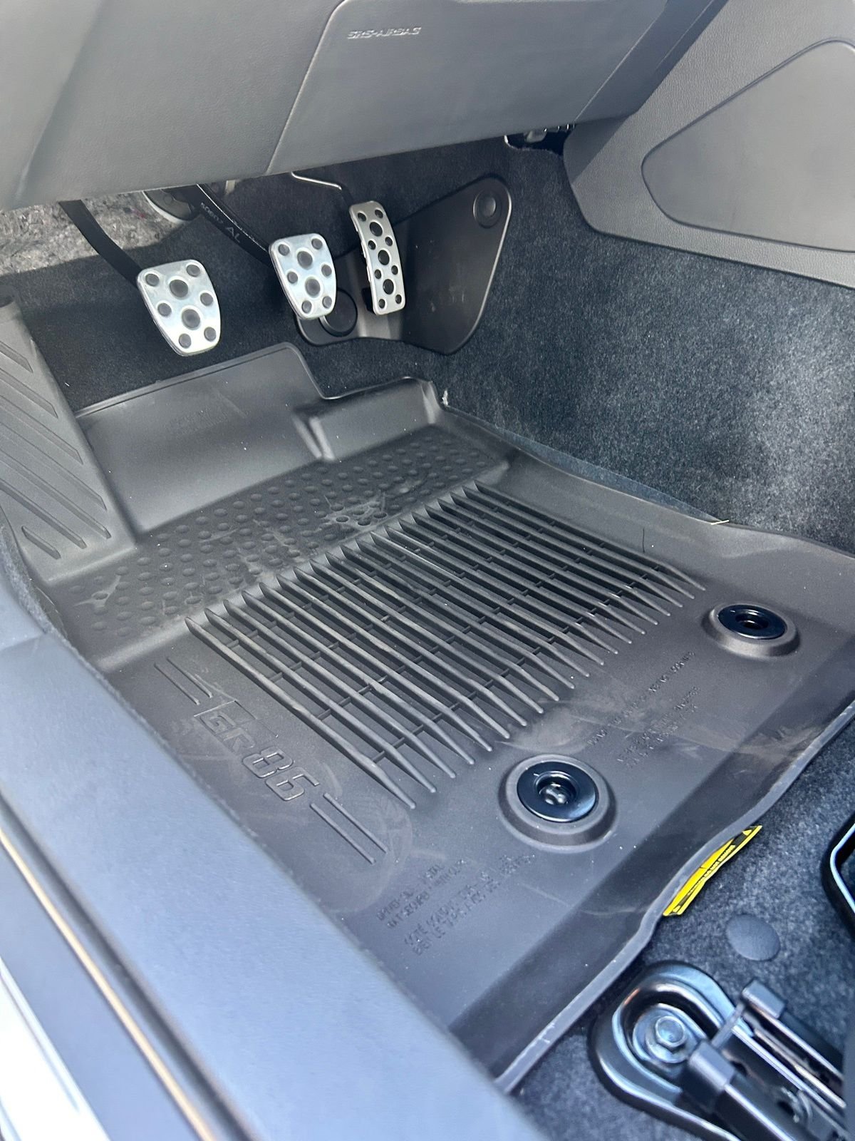 2025 Toyota GR86 Premium - Photo 17